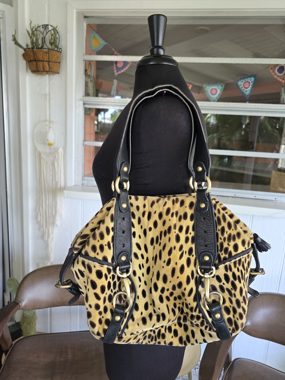 Juicy Couture Leopard Velour Shoulder Bag Y2K Black Trim and Gold Hardware - Picture 10 of 16